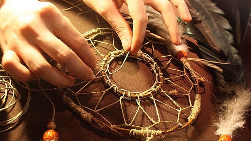 szabályok az amulett saját kezű létrehozására